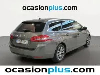 Usado Peugeot 308 SW Allure 130 CV (95 kW) 2021 Gris / plata Familiar
