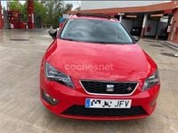 Käytetty Seat Leon ST FR 150 HP (110 kW) 2015 Punainen Farmari
