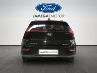 Usado Hyundai Bayon 100 CV (73 kW) 2024 Negro SUV