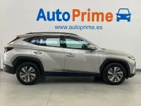 Usado Hyundai Tucson Style 180 CV (132 kW) 2022 Gris / plata SUV