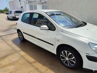 Usado Peugeot 307 110 CV (80 kW) 2001 Blanco Berlina