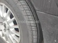 Usado SsangYong Rodius 165 CV (121 kW) 2005 Negro Monovolumen