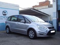 Usado Ford S-MAX Trend 140 CV (102 kW) 2013 Gris / plata Monovolumen