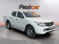 Usado Mitsubishi L200 154 CV (113 kW) 2019 Blanco Pickup/Camioneta