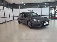 Usado Hyundai i30 N Line 96 CV (70 kW) 2025 Gris / plata Berlina