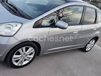 Usado Honda Jazz Luxury 100 CV (73 kW) 2011 Gris / plata Utilitario