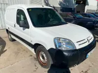 Usado Citroën Berlingo 75 CV (55 kW) 2007 Blanco Monovolumen