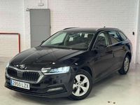 Usado Skoda Octavia Ambition 116 CV (85 kW) 2022 Negro Familiar