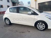Occasion Toyota Yaris Active 90 ch (66 kW) 2014 Blanc Citadine
