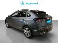 Usado VW Taigo R-line 110 CV (80 kW) 2023 Gris / plata SUV