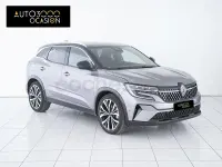Usado Renault Austral Iconic 200 CV (147 kW) 2023 Gris / plata SUV