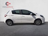 Usado Toyota Yaris Hybrid Active 100 CV (73 kW) 2018 Blanco Berlina