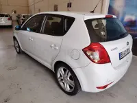 Usado Kia Ceed Active 115 CV (84 kW) 2010 Blanco Utilitario