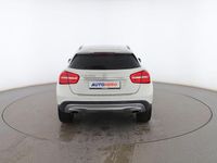 Usado Mercedes GLA200 Urban 135 CV (99 kW) 2016 Blanco SUV