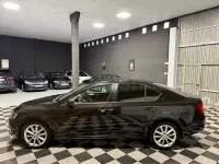 Usado Skoda Octavia Ambition 150 CV (110 kW) 2016 Negro Familiar