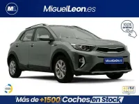 Usado Kia Stonic 79 CV (58 kW) 2025 Gris SUV