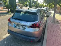 Usado Peugeot 2008 Active 100 CV (73 kW) 2016 Gris / plata SUV