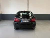 Usado Mercedes B180 109 CV (80 kW) 2009 Negro Monovolumen