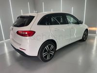 Usado Mercedes B200 150 CV (110 kW) 2021 Blanco Monovolumen