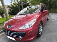 Usado Peugeot 307 110 CV (80 kW) 2007 Granate Familiar