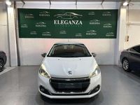 Usado Peugeot 208 Allure 110 CV (80 kW) 2018 Blanco Utilitario