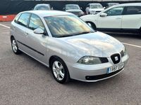 Usado Seat Ibiza 100 CV (73 kW) 2006 Gris / plata Utilitario