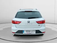 Usado Seat Leon ST FR 150 CV (110 kW) 2019 Blanco Familiar