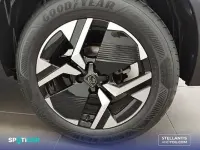 Usado Peugeot 2008 Allure 100 CV (73 kW) 2024 SUV