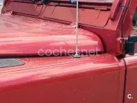 Usado Land Rover Defender S 122 CV (89 kW) 2006 Granate Familiar