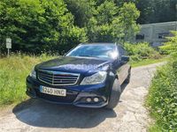 Usado Mercedes C200 136 CV (100 kW) 2012 Azul Familiar