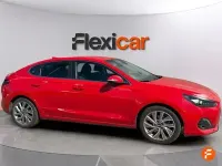 Usado Hyundai i30 Style 140 CV (102 kW) 2019 Rojo