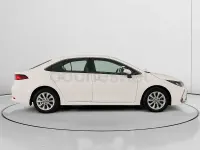 Usado Toyota Corolla Style 140 CV (102 kW) 2023 Blanco Berlina