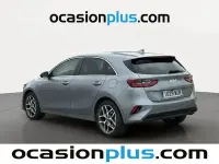Usado Kia Ceed 160 CV (117 kW) 2023 Gris / plata Utilitario