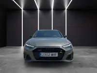 Usado Audi A4 204 CV (150 kW) 2023 Gris Berlina