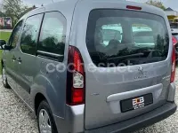 Usado Peugeot Partner Tepee Active 100 CV (73 kW) 2016 Gris / plata Monovolumen