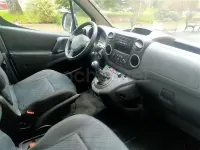 Usado Peugeot Partner Tepee Active 92 CV (67 kW) 2011 Gris / plata Monovolumen