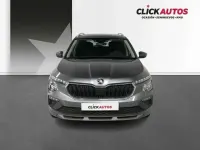 Usado Skoda Kamiq Selection 95 CV (69 kW) 2025 Gris SUV