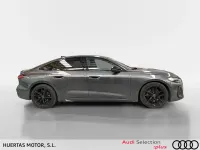 Usado Audi A5 Basis 204 CV (150 kW) 2025 Gris / plata Berlina