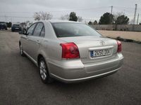 usado Toyota Avensis 1.8 VVT-i Sol