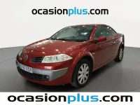 Usado Renault Mégane Coupé Dynamique 84 CV (61 kW) 2006 Rojo Coupe