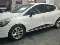 Usado Renault Clio IV Collection 75 CV (55 kW) 2015 Blanco Berlina