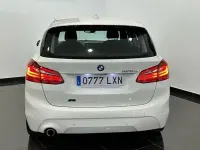 Usado BMW 225 Active Tourer 245 CV (180 kW) 2022 Blanco Monovolumen
