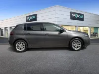 Usado Peugeot 308 Style 110 CV (80 kW) 2018 Gris Berlina