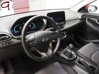 Usado Hyundai i30 100 CV (73 kW) 2024 Rojo Berlina