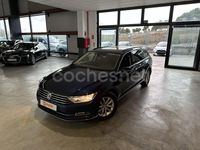 Usado VW Passat Sportline 190 CV (139 kW) 2019 Azul Familiar