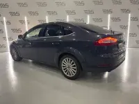 Usado Ford Mondeo Titanium S 240 CV (176 kW) 2013 Gris Berlina