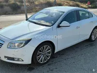 Usado Opel Insignia Cosmo 160 CV (117 kW) 2012 Blanco Berlina