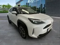 Usado Toyota Yaris Hybrid Style 116 CV (85 kW) 2022 Blanco Pickup/Camioneta