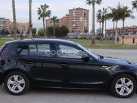 Usado BMW 118 122 CV (89 kW) 2008 Negro Utilitario
