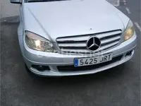 Usado Mercedes C200 Avantgarde 136 CV (100 kW) 2009 Gris / plata Familiar